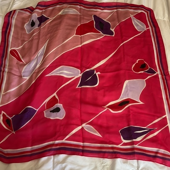 Vintage OSCAR DE LA RENTA Scarf - Picture 2 of 4